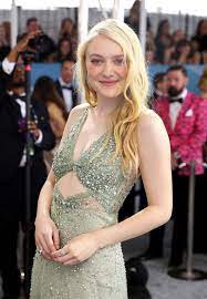 Here you will find the latest news about her acting career, daily updates about her other projects and a photo gallery. Dakota Fanning Screen Actors Guild Awards 2020 Dakota Fanning Dakota And Elle Fanning Fashion