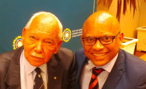 Hulde aan Richard van der Ross: 'n Kuiper se laaste hou teen die hoepel