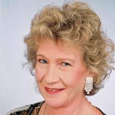 Beatrice Crowley's Instagram, Twitter & Facebook