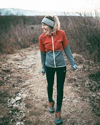 Between Winter Hiking Outfit Women Hiking Outfit Spring Spring Hiking Outfits