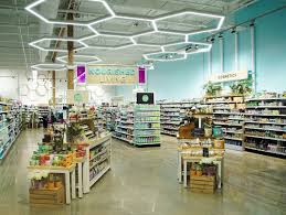 Culinary Curiosity Vmsd Com Groceries And Supermarkets Are Exciting Customers With In Store Demonstr Retail Design Display Supermarket Design Retail Design