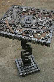 Steampunk Table Looks Heavy Enough To Leave On The Balcony Even In Windy Weather Might B Diy Industrial Furniture Scrap Metal Art Industrial Design Furniture