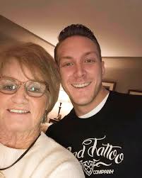 Corey McLaren (@coreymclaren93) • Instagram photos and videos