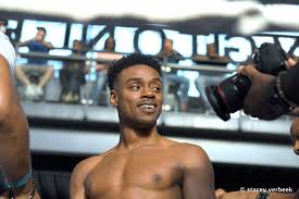 Errol spence jr., babası aracılığıyla jamaika kökenli, annesi aracılığıyla ise amerikan kökenlidir. Errol Spence Outworks Danny Garcia Boxes To Clear Decision Win Boxing News