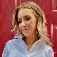 Nicole Wrona's Instagram, Twitter & Facebook