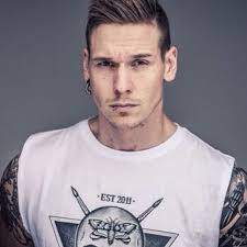 Model Sulan Von Zoomlander