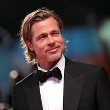 Лауреат двух премий «золотой глобус». Brad Pitt Wer Ist Nicole Poturalski Seine Angeblich Neue Freundin Vogue Germany