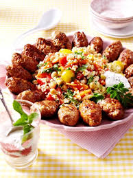 Orientalischer Bulgursalat Mit Kofte Rezept Lecker Rezept Kofte Rezept Rezepte Bulgursalat