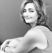 SA MOET HULSELF GEREED MAAK VIR KOUE WEER HIERDIE WEEK… Die Suid-Afrikaanse  Weerdiens sê 'n aansienlike daling in temperature moet vandeesweek in die  land verwag word. Volgens die weerdiens kan hoogliggende gebiede