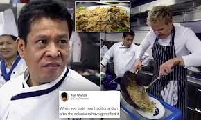 Gordon ramsay pad thai / viral momen saat pad thai gordon ramsay dikritik habis oleh chef thailand : Gordon Ramsay S Pad Thai Gets Roasted By Thai Chef In Viral Clip Daily Mail Online