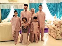 Websearch101.com has been visited by 100k+ users in the past month Ziana Zain Akhirnya Kecapi Bahagia Sekali Lagi