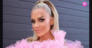 I'm so excited to share our newest Formless Beauty products with you. I  hope you try them out and love them as much as I do. ❤️