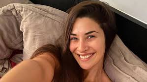 Un lugar para compartir fotos, gifs y vídeos de las famosas más hermosas, las argentinas. Ivana Nadal Y Una Catarata De Infartantes Fotos En Instagram Durante Sus Vacaciones Voxpopuli Tu Voz Es Noticia