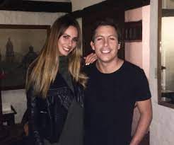 Encuentra las últimas noticias sobre alejandro riano y su novia en canalrcn.com. Esta Es La Culicagada Con La Que Alejandro Riano Se Recupero De La Tusa De Su Divorcio Y Ahora Anda Mas Feliz Que Raton Con Queso Tkm Colombia