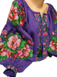 Купити схеми вишиванок жіночих і заготовки вишиванок можна на мегаоберіг. Zhinocha Vishita Sorochka Dzhenri Bt 0007 Plumarii Com Ua Ya Dushu Odyagnu U Vishivanku 380 98 683 43 73 Yuliya