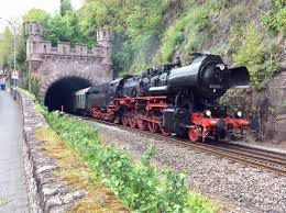 Pin De Char Hubbard En Roads Bridges Wow Locomotora Tren Locomotoras De Vapor
