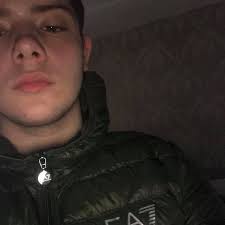 Hi Everyone I am looking to buy slabs in the Norfolk area preferably  vintage holo slabs but willing to consider anything 9 or 10 grade I am not  too concerned