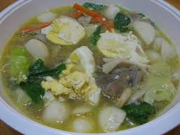 Sop ayam sama seperti dengan sop daging atau sop saso yang lainnya. Kaki Share Sup Sayur Bahan Bahan 1 Ketul Dada Ayam Potong Kecil Kecil 1 Batang Sayur Sawi 1 4 Kobis 1 Batang Carrot 1 Peket Kecil Cendawan Tiram 3 Biji Telur 2 Peket