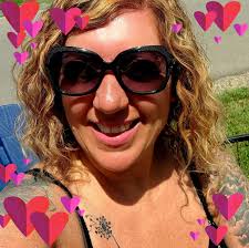 Happy New Year! The first painting of the year always has to be created  with love so I'm working