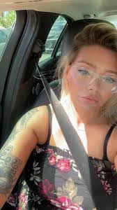 Georgia Whitley's Instagram, Twitter & Facebook