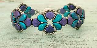 Try your hand at new stitches to make interesting and creative jewelry. Linda S Crafty Inspirations Free Beading Patterns Rosalie Bracelet Earrings