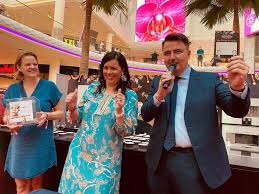 Er vermutete, dass sich seine ehefrau mit einem anderen mann trifft. Toller Spendenerfolg Im Rahmen Des Manfred Haimbuchner Facebook