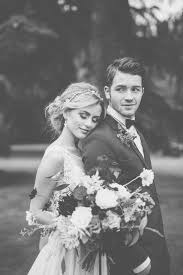 30 Elegant Black And White Wedding Photography Ideas In 2020 Wedding Photography Cost Wedding Photography Poses Berry Wedding