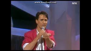 Romeo, romeo, gudene skal vite at du aldri blir en romeo, romeo, prøv å ta de' me' ro. Ketil Stokkan Mr Simen Sand Choreographer Of Romeo Will Help Me Out This Time Too Escbubble