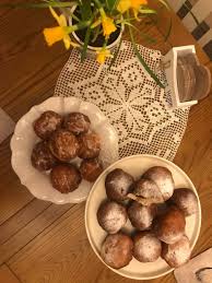 Donut day falls on the first friday of june each year. Let S Have Some Polish Doughnuts This Fat Thursday Polish Language Blog