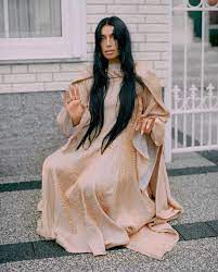 Maybe you would like to learn more about one of these? Sevdaliza On Instagram Dadme La Muerte Que Me Falta Iconic Women Style Young And Beautiful