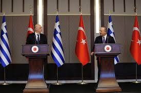Ο τούρκος υπεξ, δεν παρέλειψε να αναφερθεί και στο κυπριακό, λέγοντας πως η τουρκία έχει υποστηρίξει όλες τις πρωτοβουλίες για να υπάρξει μια μακροχρόνια λύση στο ζήτημα, ωστόσο όλες έχουν απορριφθεί από τους. Jchsfp4jtk9sum