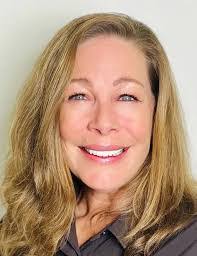 Ellen Patton's Instagram, Twitter & Facebook