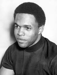 Even as Gale Sayers battled dementia, his bonds could never be broken