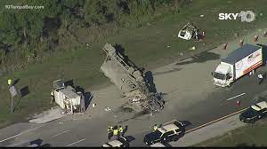 A semi truck carrying energy drinks crashed tuesday morning causing major delays on east and westbound interstate 4 in seminole county. Florida Highway Patrol I 75 South Crash In Sarasota Wtsp Com