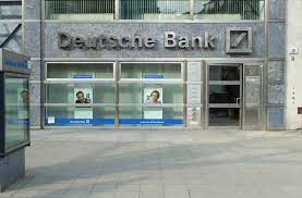 The deutsche bundesbank (pronounced ˈdɔʏtʃə ˈbʊndəsˌbaŋk), literally german federal bank, is the central bank of the federal republic of germany and as such part of the european system of central banks (escb). Deutsche Bank Kurfurstendamm Bank In Berlin Charlottenburg Kauperts