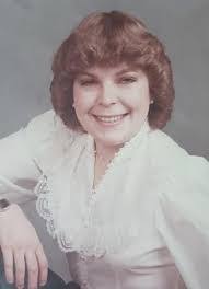 Tammy Giddens's Instagram, Twitter & Facebook