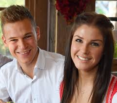 Jun 27, 2021 · nach seinem tor zum 1:1 gegen ungarn gewährt kai havertz einen seltenen einblick in die fußballerseele. Lina Meyer Das Ist Die Freundin Von Fussball Star Joshua Kimmich Mannersache