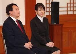 현장연결 중대본 수도권, 청년층 확진자 급증.새 거리두기 3단계에 근접. Nleiuqmpuixerm