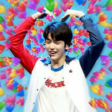 Contract Taehyun In 2020 Heart Meme Txt Meme Faces