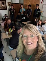 Thank you to March to the Polls and Dr. Douglas for hosting the KHS 2024  Fall Voter Registration Drive in Coach Groff and Coach Hammonds' classes  today.