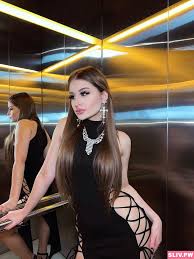 Порно слив голой Госпожи Эвелин