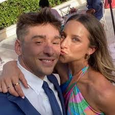 Tabitha Hebert's Instagram, Twitter & Facebook