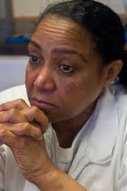 Linda Carty fue sentenciada a muerte por asesinar a una mujer y robarle a  su hijo recién nacido, pero ella se declaró inocente. 😳 Conoce los  detalles de su historia en "Condenadas