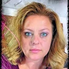 Andrea Eastman's Instagram, Twitter & Facebook