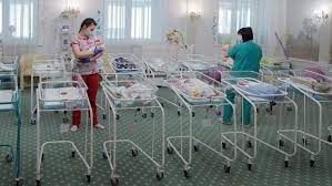 La gestación subrogada es un paso muy atrevido y complejo. Decenas De Bebes Nacidos Por Gestacion Subrogada Se Quedan Varados En Ucrania