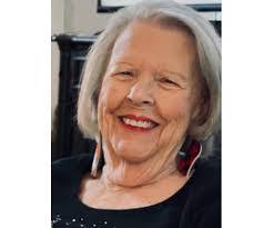 Kara Bogue's Instagram, Twitter & Facebook