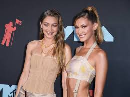 In the supermodel set, the younger hadid sister reigns supreme as one of fashion's most. Who Is Bella Hadid How Tall And How Old Is She