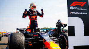 However, verstappen won the second silverstone race last year, the 70th anniversary grand prix. Uberraschungssieg Von Verstappen Reifenmanagement Als Schlussel Auto Motor Und Sport