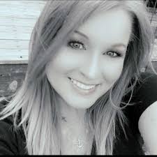 Who are recommended family photographers