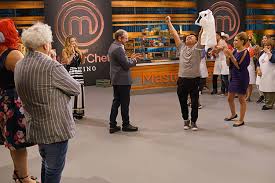 Masterchef latino ya tiene a sus 14 participantes. Chef Claudia Sandoval Joins First Season Of Telemundo S Masterchef Latino Entertainment Affair